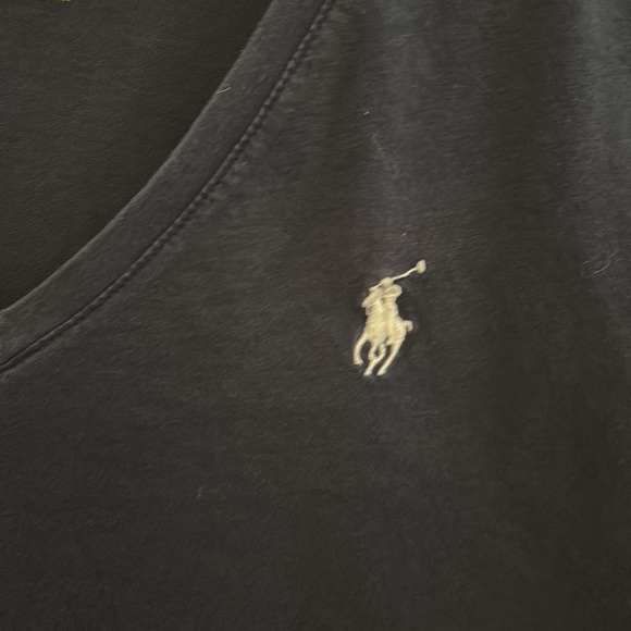 Polo v neck tee - Picture 2 of 4